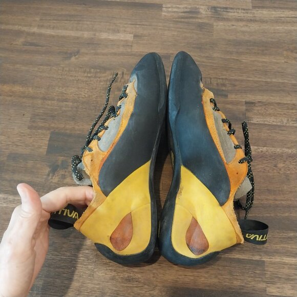 La Sportiva Climbing Shoes Mens 8.5 EU 41 Orange Yellow Black Suede Vibram Sedge main image 8